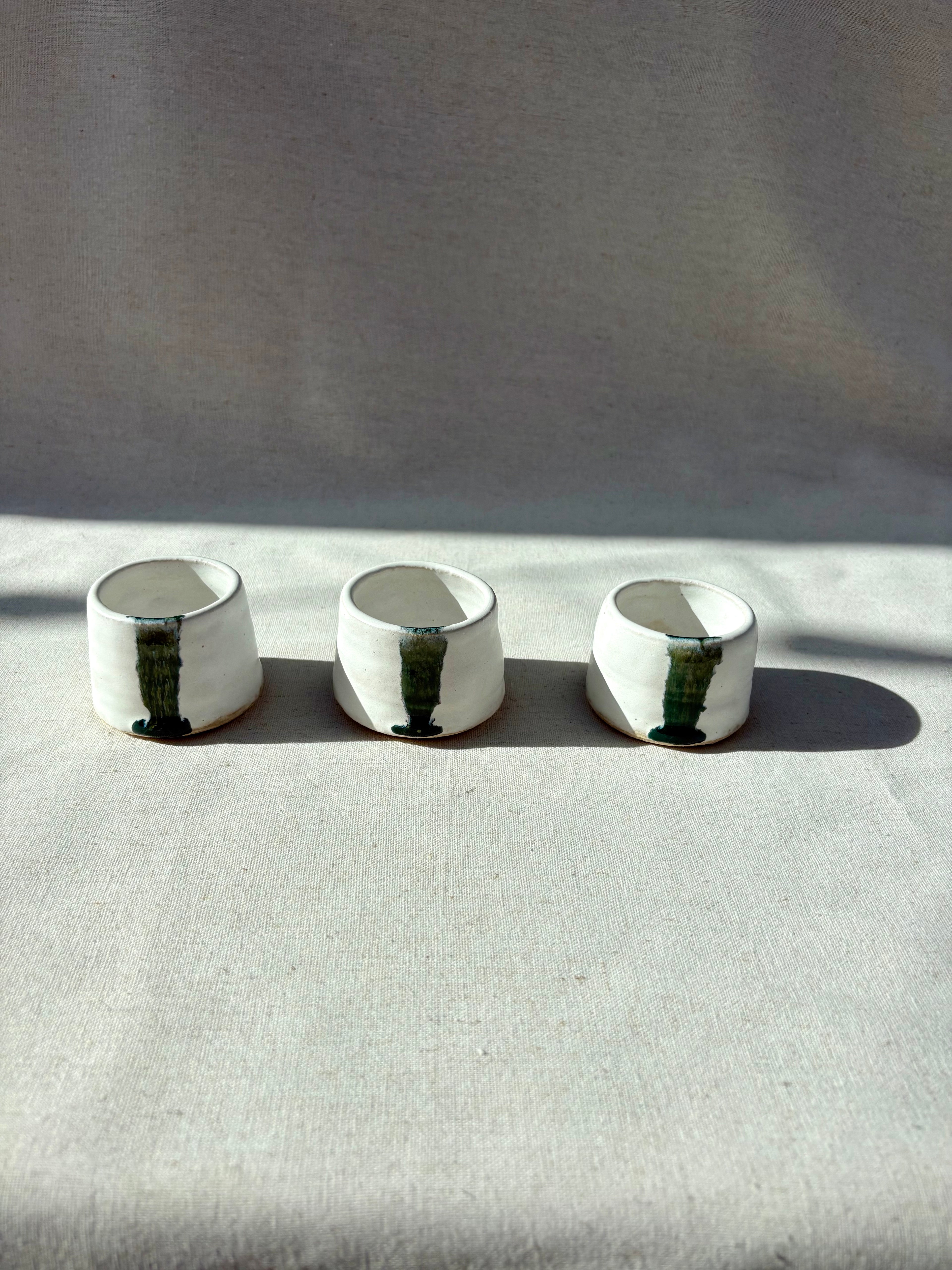 Decorative Stubby Pot - Matt White & Bottle Green